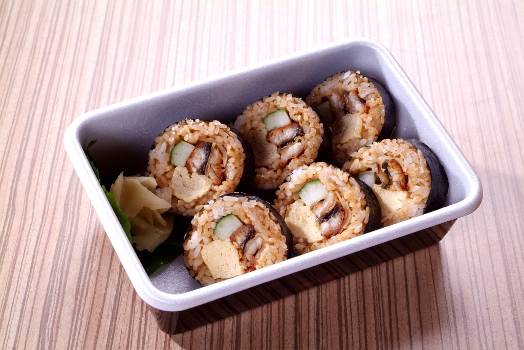 장어롤(10ps)<br> ウナギロール<br> Eel Rolls<br> 17,000원