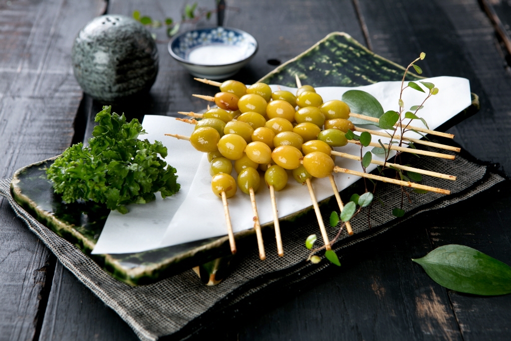 은행꼬치(10ps)<br>う銀杏の串焼き<br>Ginkgo nut skewers<br> 8,000원