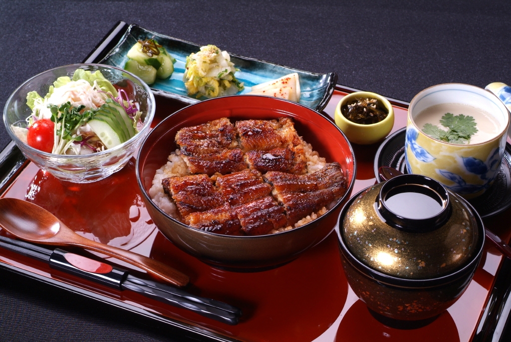 (상)우나동<br>(上)うな丼<br>Woonadong<br>39,000원
