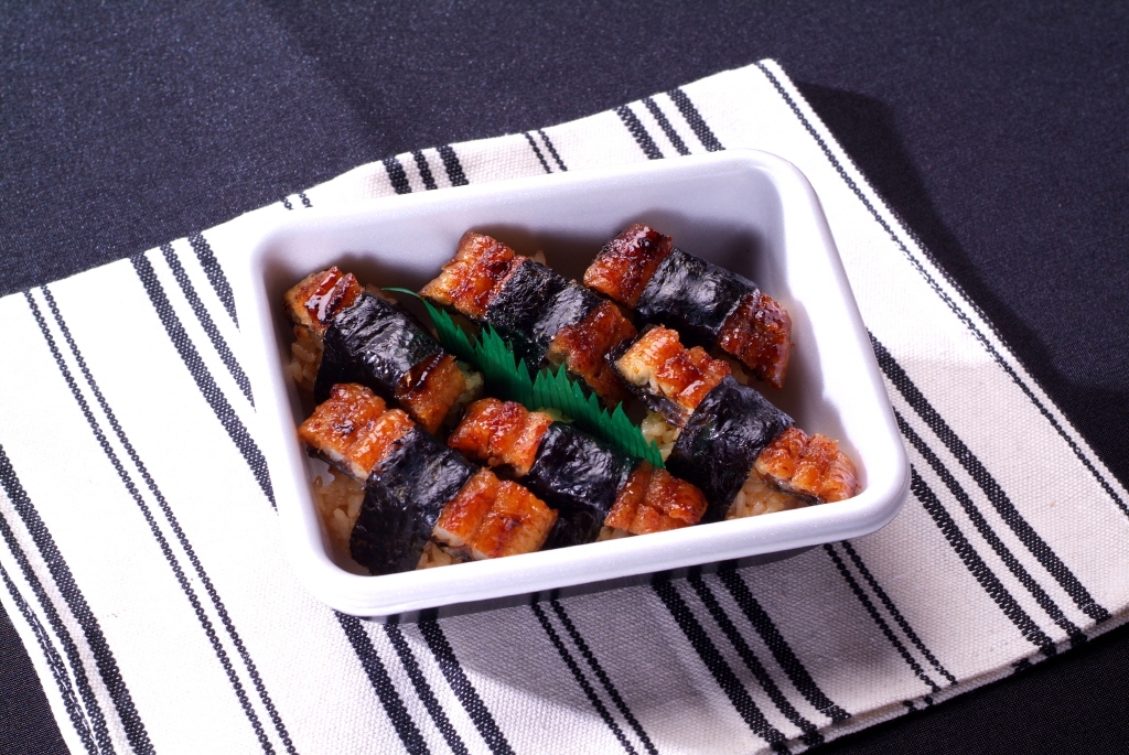 장어고무스비<br>うなぎ小結び<br> Eel sushi<br> 24,000원